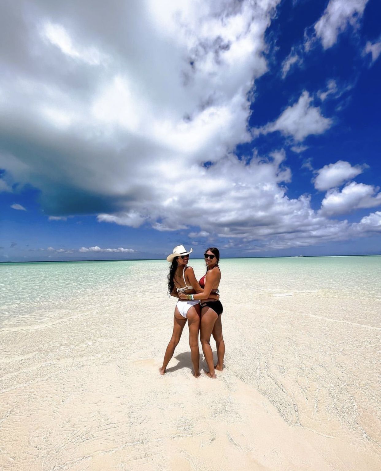 Vacation-ready airbrush tan - Vacation Ready